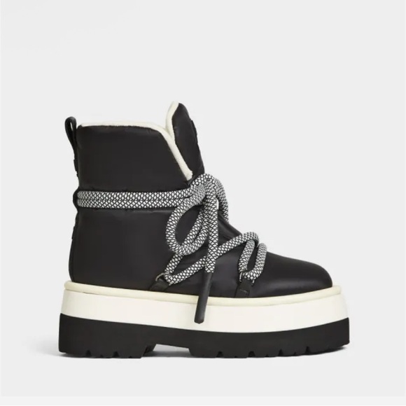 Rudsak Polar Boots - Picture 1 of 5